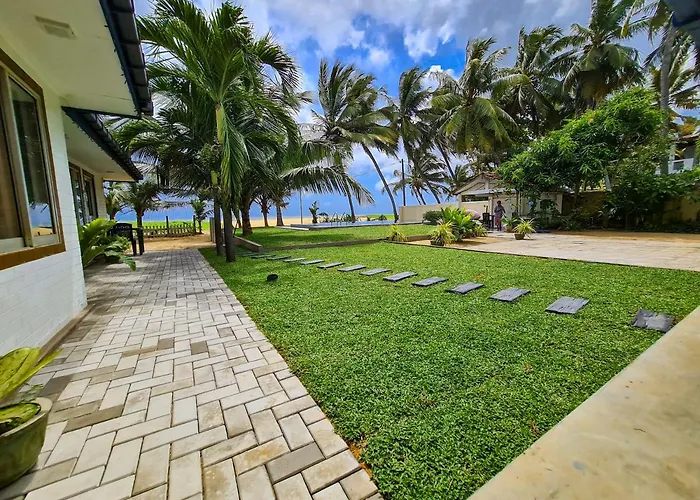 Star Beach Guest House