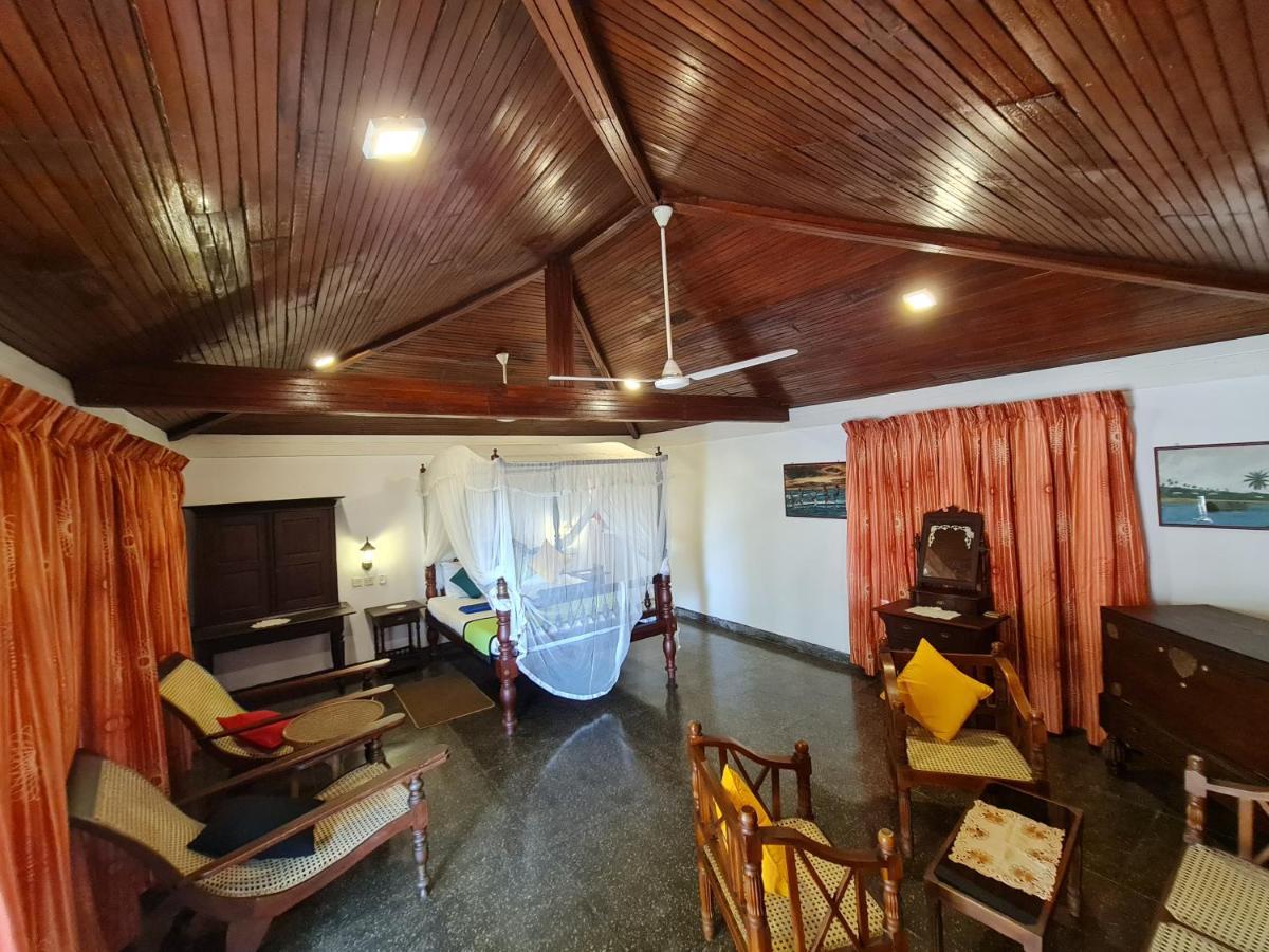 Star Negombo