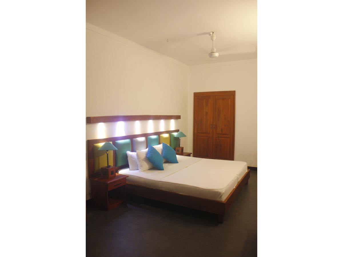 Hotel Star 2*