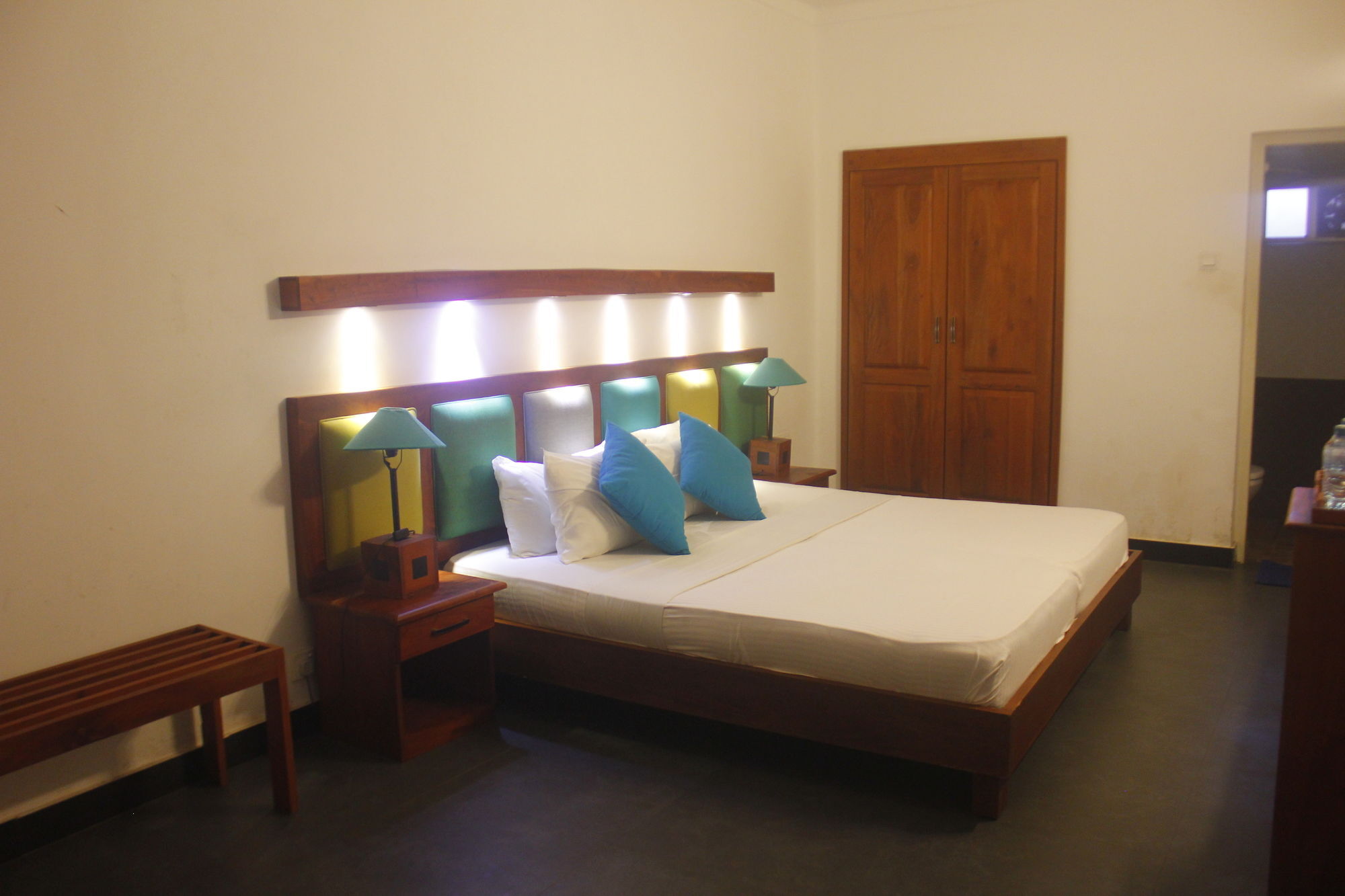 Hotel Star 2*