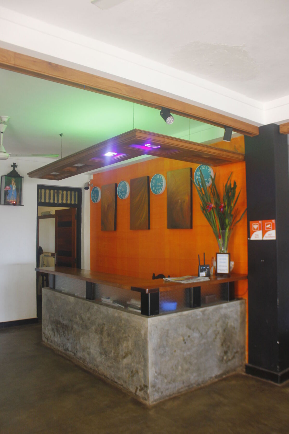 Hotel Star 2*